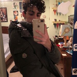 Meet your Posher, Christian